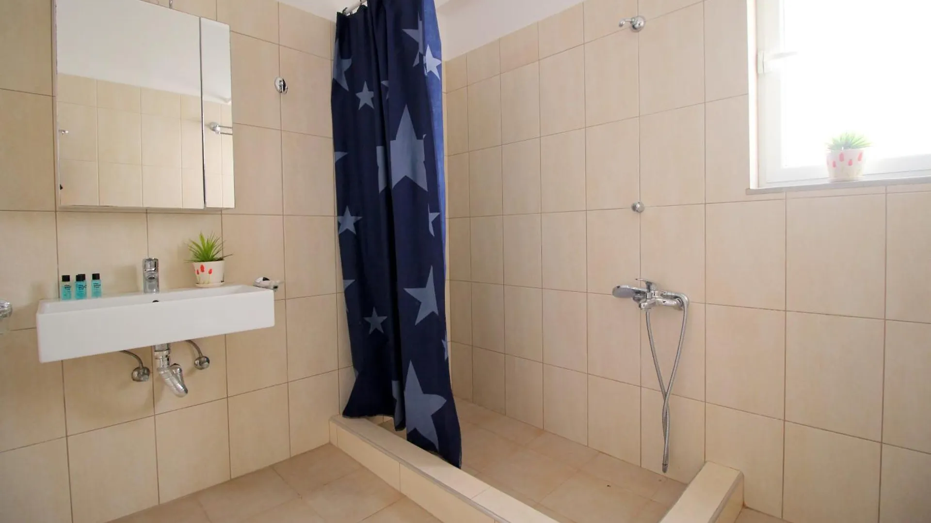 Afrimi Relax Apartments Sarandë Albania