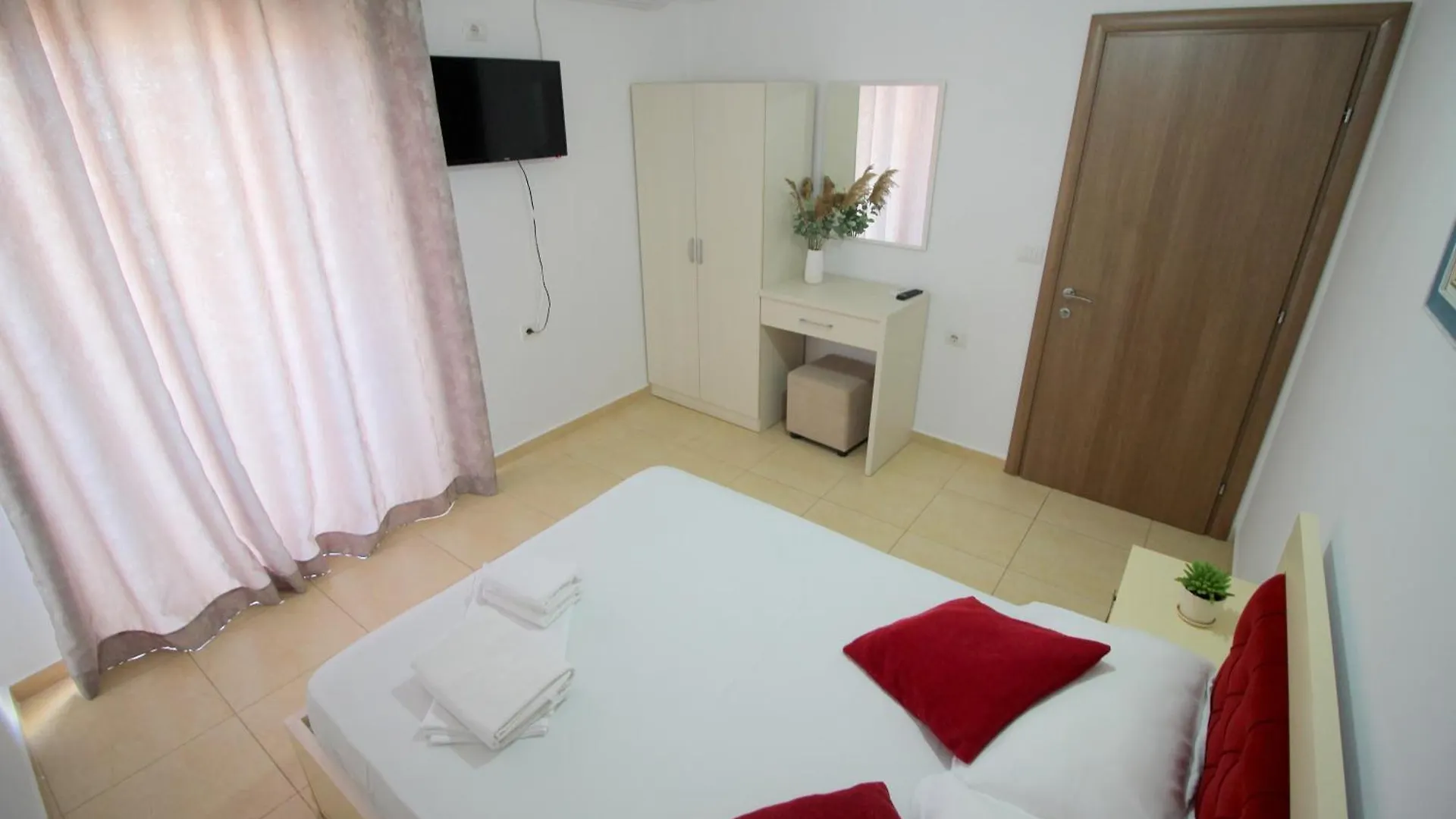 Afrimi Relax Apartments Sarandë