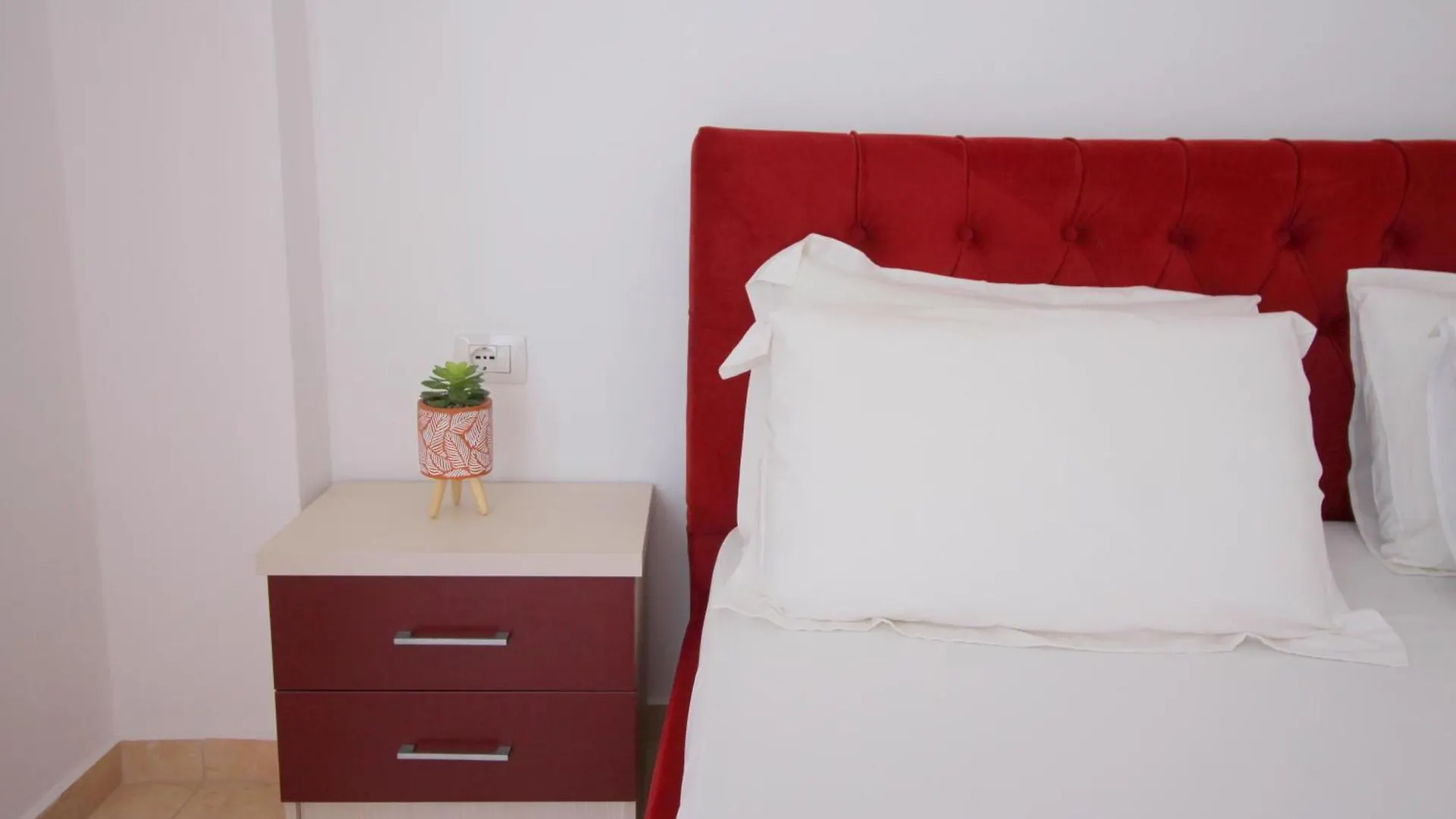 Afrimi Relax Apartments Sarande Albania