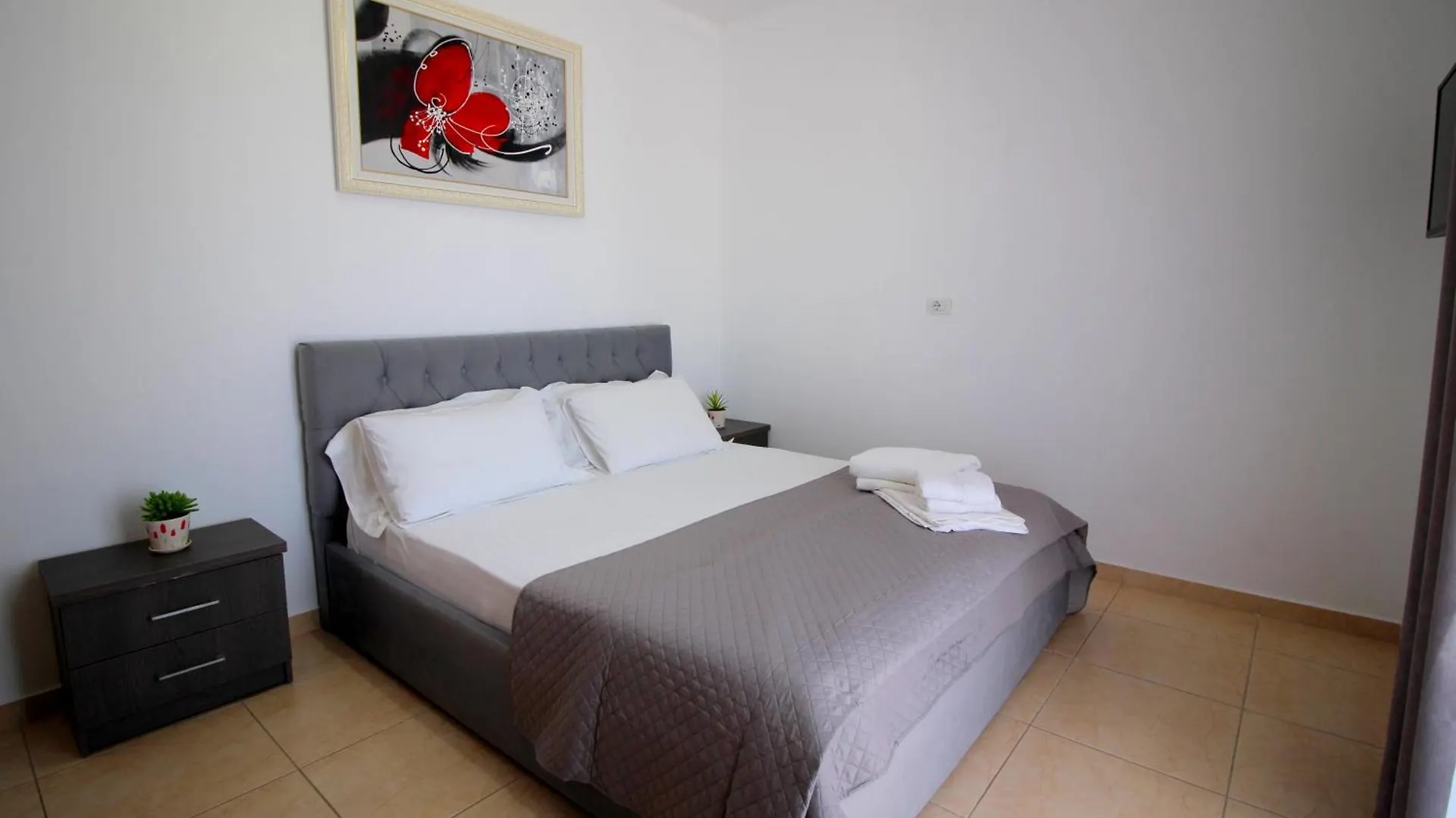 Afrimi Relax Apartments Sarande 0*,