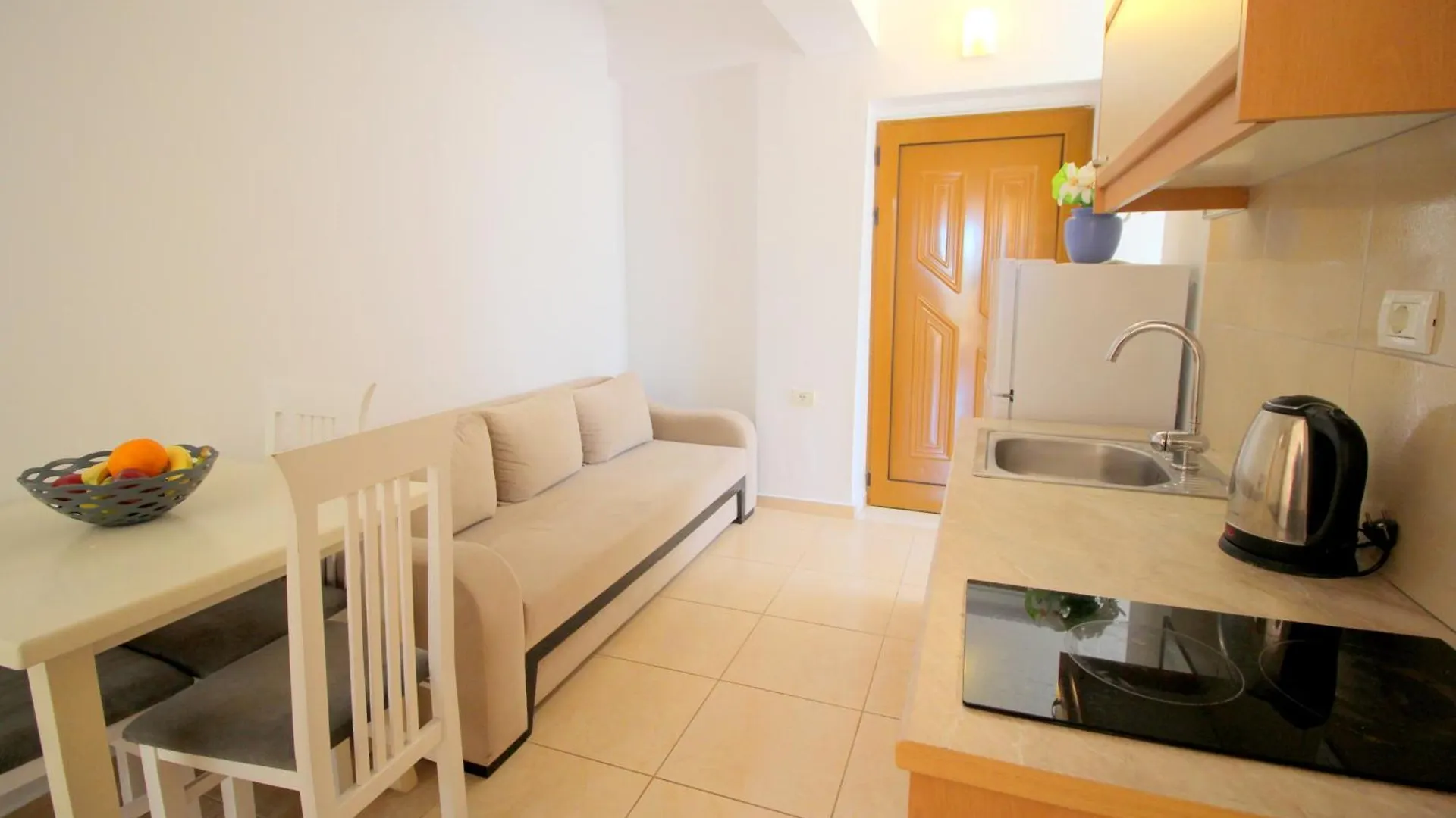 Afrimi Relax Apartments Sarande Albania